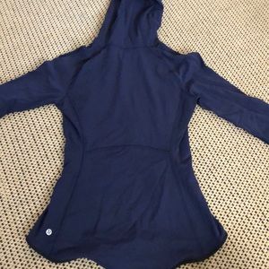 Lululemon top hoodie navy size 6